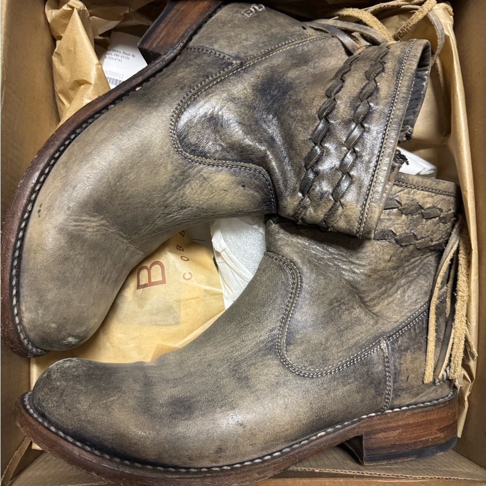BED|STU Gray Leather Western Boots